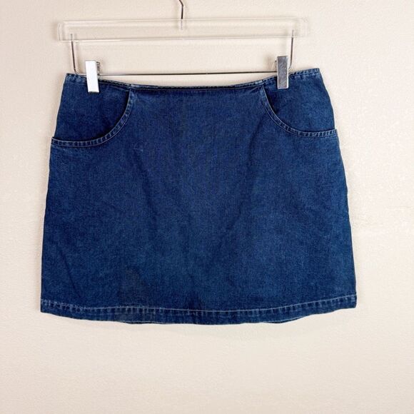 Vintage Guess Denim Jean Mini Skirt Size 32 - Picture 1 of 5